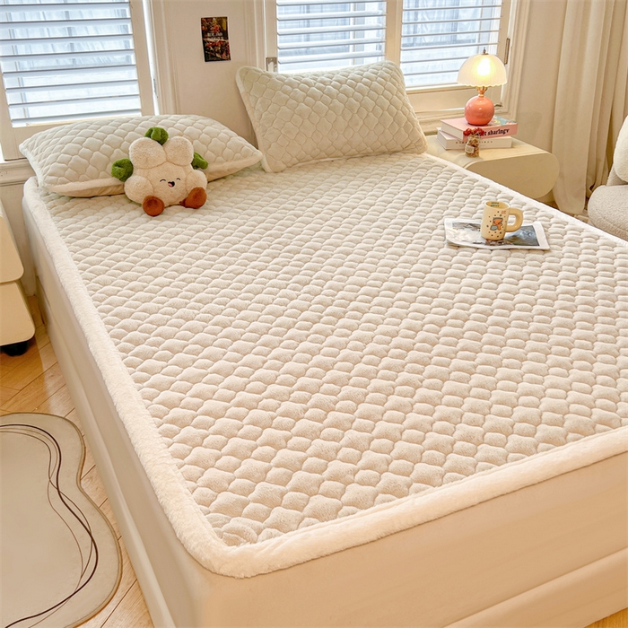 91家纺网 家纺一手货源 找家纺 喜居-2025新款纯色牛奶绒床褥垫床垫 奶咖