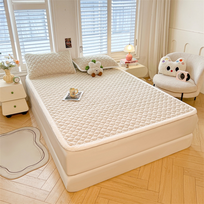 91家纺网 家纺一手货源 找家纺 喜居-2025新款纯色牛奶绒床褥垫床垫 奶咖