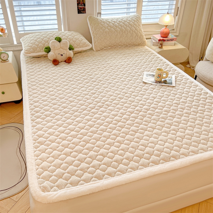 91家纺网 家纺一手货源 找家纺 喜居-2025新款纯色牛奶绒床褥垫床垫 奶咖