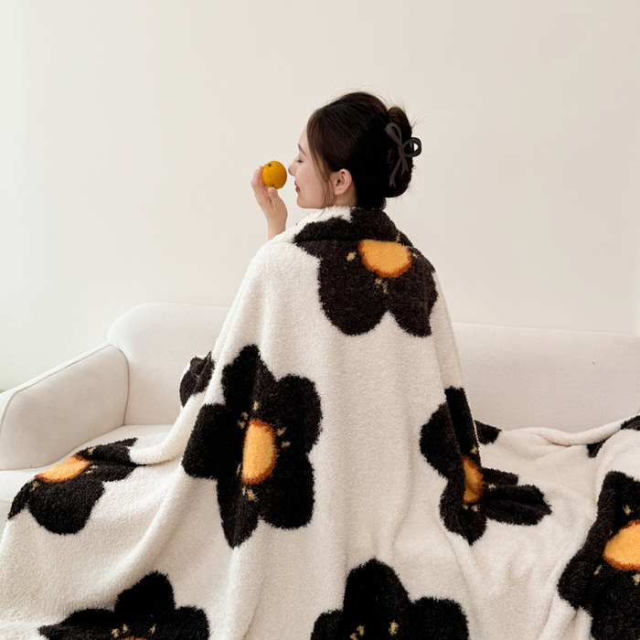 91家纺网 家纺一手货源 找家纺 （总）佰亿莱 2025新款卡通萌趣半边绒毛毯