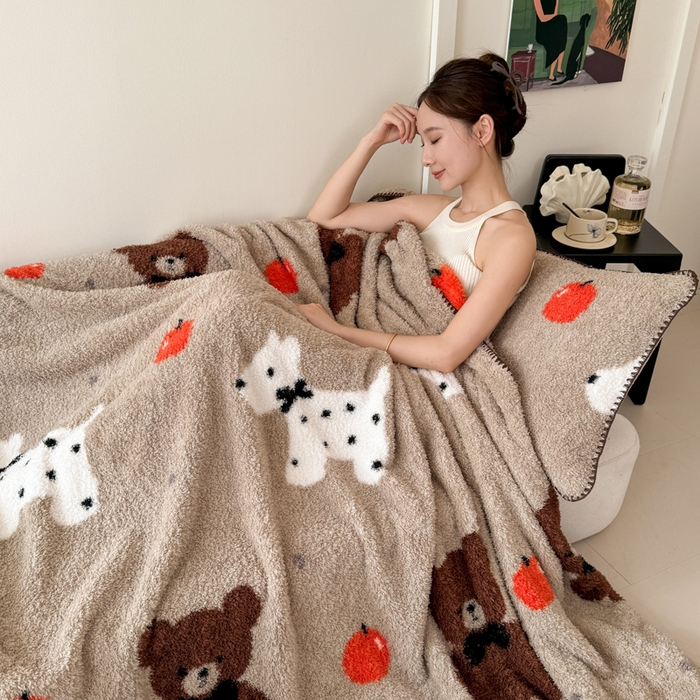 91家纺网 家纺一手货源 找家纺 （总）佰亿莱 2025新款卡通萌趣半边绒毛毯