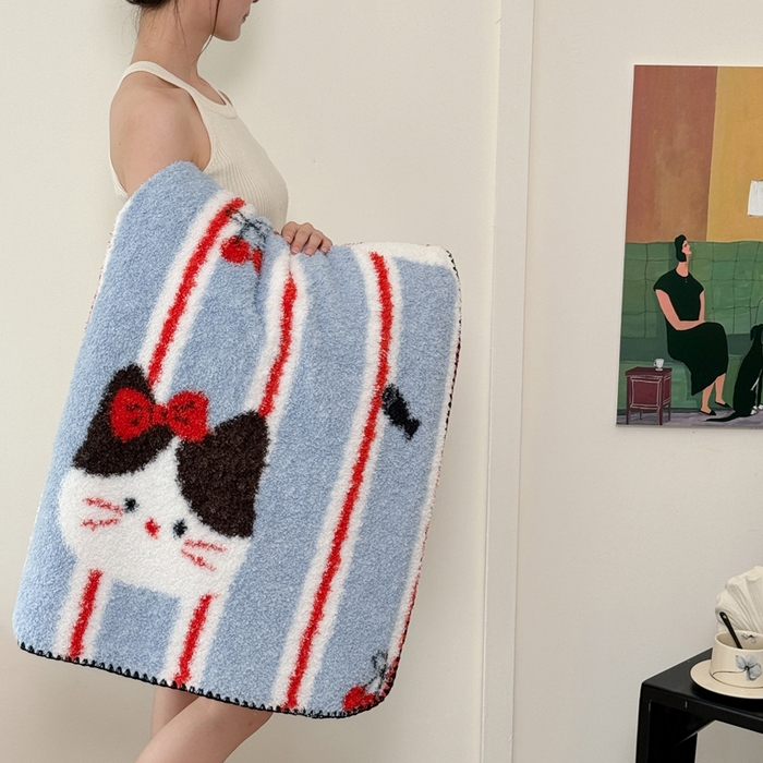 91家纺网 家纺一手货源 找家纺 佰亿莱 2026新款卡通萌趣半边绒毛毯 猫咪日记