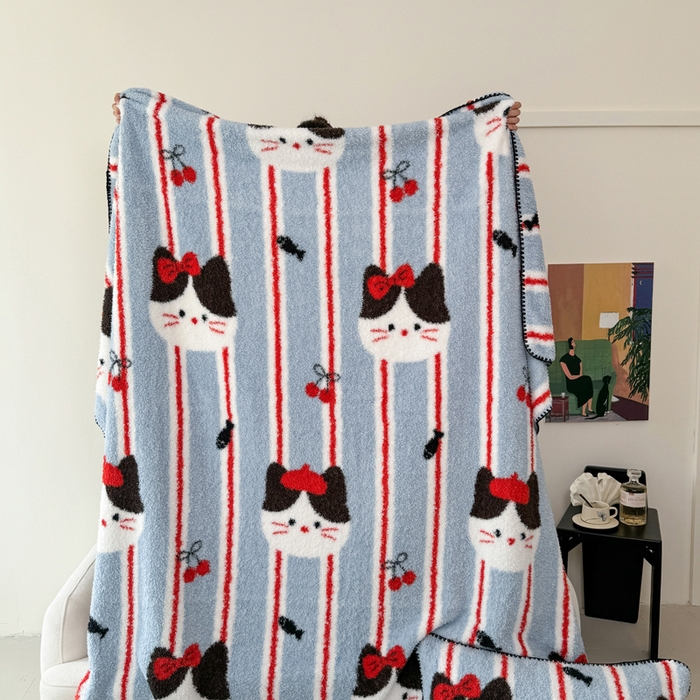 91家纺网 家纺一手货源 找家纺 佰亿莱 2026新款卡通萌趣半边绒毛毯 猫咪日记