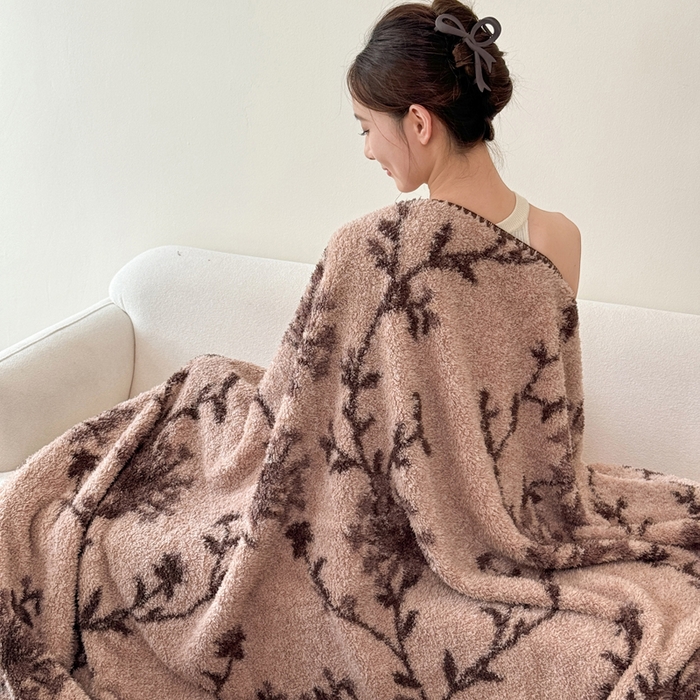 91家纺网 家纺一手货源 找家纺 佰亿莱 2026新款卡通萌趣半边绒毛毯 中古花