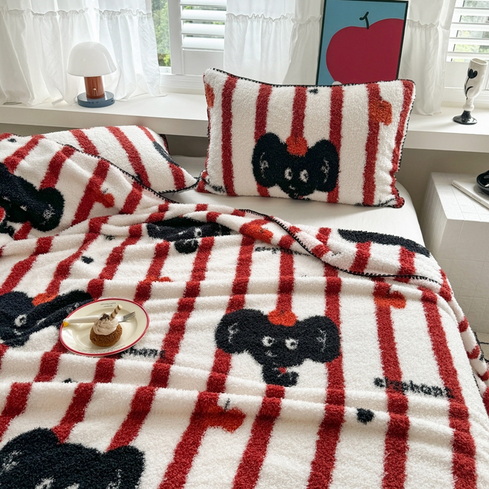 91家纺网 家纺一手货源 找家纺 佰亿莱 2026新款卡通萌趣半边绒毛毯 吉象如意