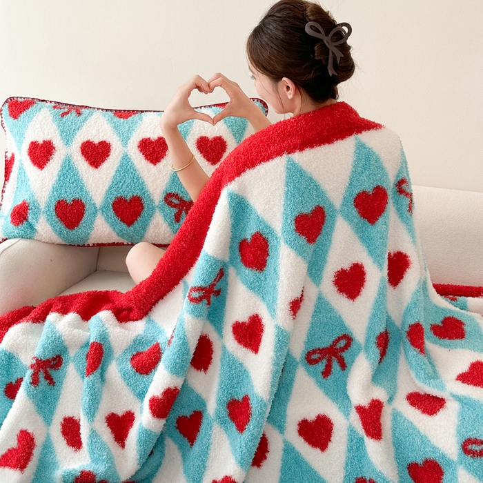 91家纺网 家纺一手货源 找家纺 佰亿莱 2026新款卡通萌趣半边绒毛毯 甜心魔法