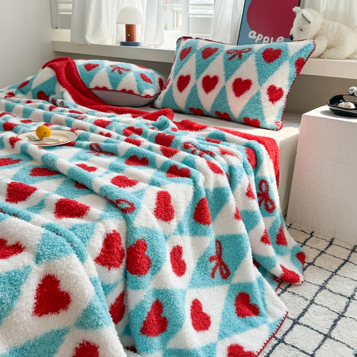 91家纺网 家纺一手货源 找家纺 佰亿莱 2026新款卡通萌趣半边绒毛毯 甜心魔法