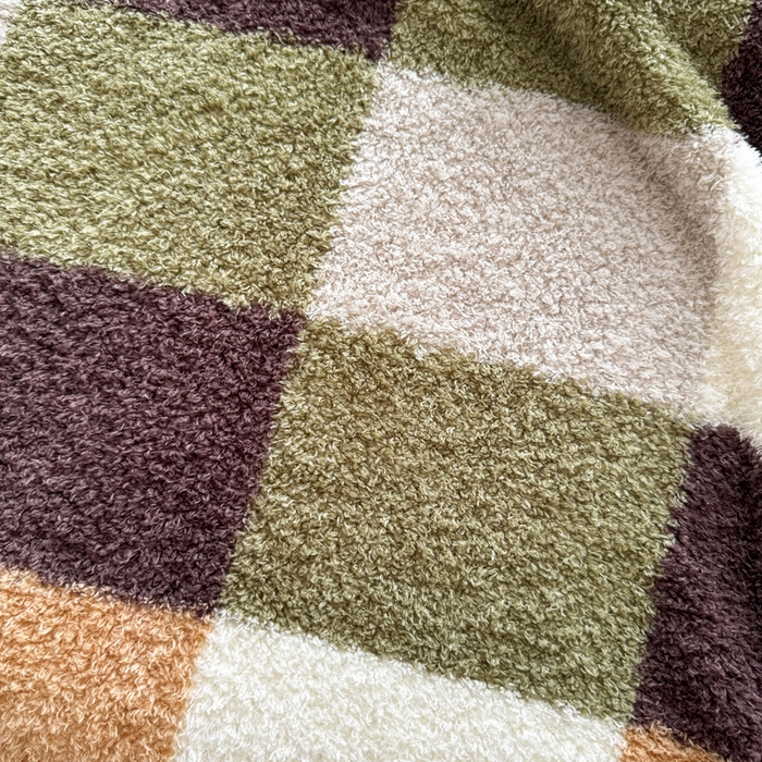 91家纺网 家纺一手货源 找家纺 佰亿莱 2026新款卡通萌趣半边绒毛毯 棋盘格