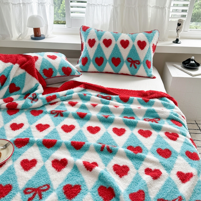 91家纺网 家纺一手货源 找家纺 佰亿莱 2026新款卡通萌趣半边绒毛毯 甜心魔法