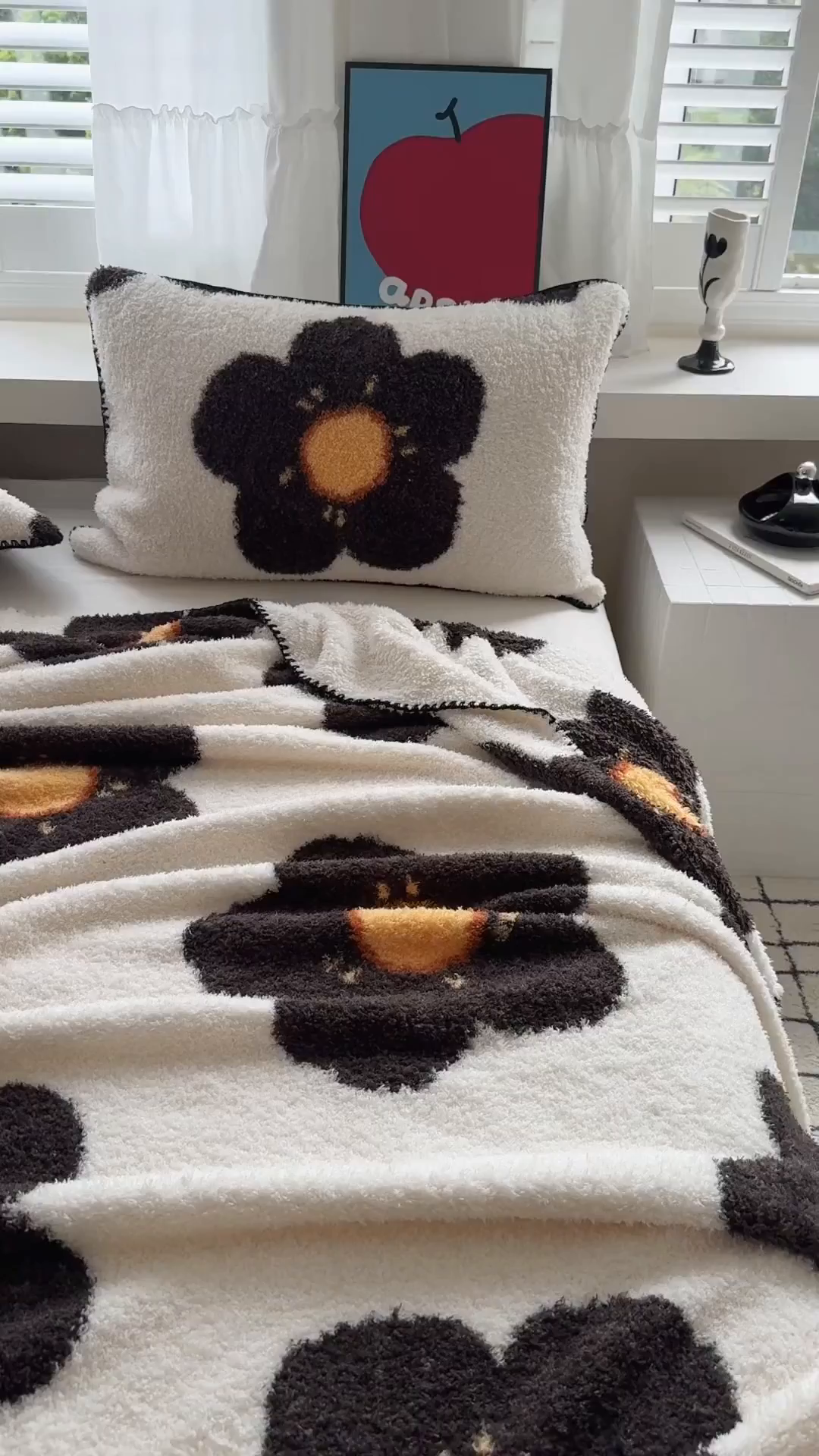 91家纺网 家纺一手货源 找家纺 （总）佰亿莱 2025新款卡通萌趣半边绒毛毯