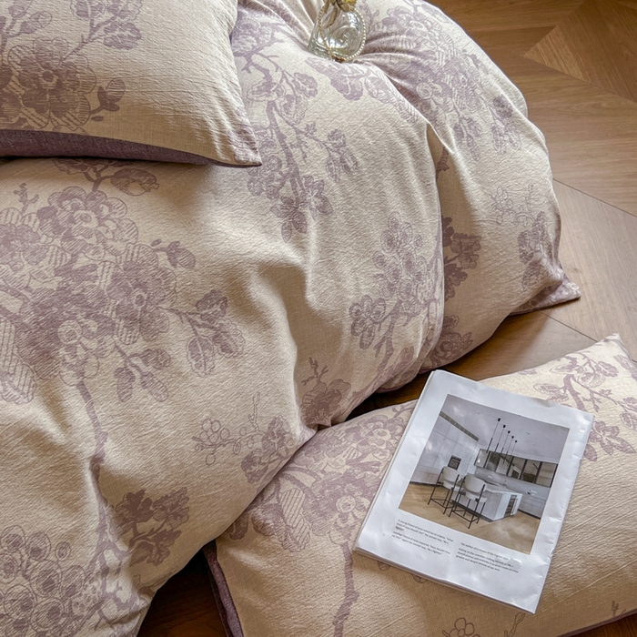 91家纺网 家纺一手货源 找家纺 艺玲家纺 2025新款加厚高克重原麻复古风亚麻印花四件套 繁华入梦