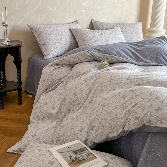 91家纺网 家纺一手货源 找家纺 艺玲家纺 2025新款加厚高克重原麻复古风亚麻印花四件套 蝶影