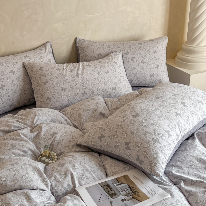 91家纺网 家纺一手货源 找家纺 艺玲家纺 2025新款加厚高克重原麻复古风亚麻印花四件套 蝶影