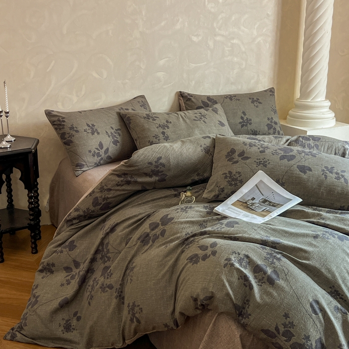 91家纺网 家纺一手货源 找家纺 艺玲家纺 2025新款加厚高克重原麻复古风亚麻印花四件套 迷迭绿