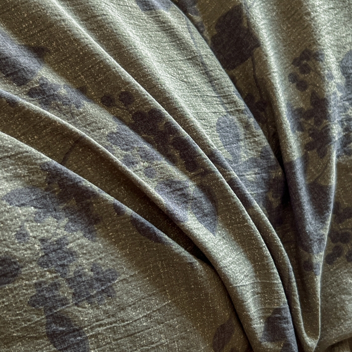 91家纺网 家纺一手货源 找家纺 艺玲家纺 2025新款加厚高克重原麻复古风亚麻印花四件套 迷迭绿