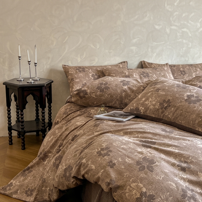 91家纺网 家纺一手货源 找家纺 艺玲家纺 2025新款加厚高克重原麻复古风亚麻印花四件套 墨染