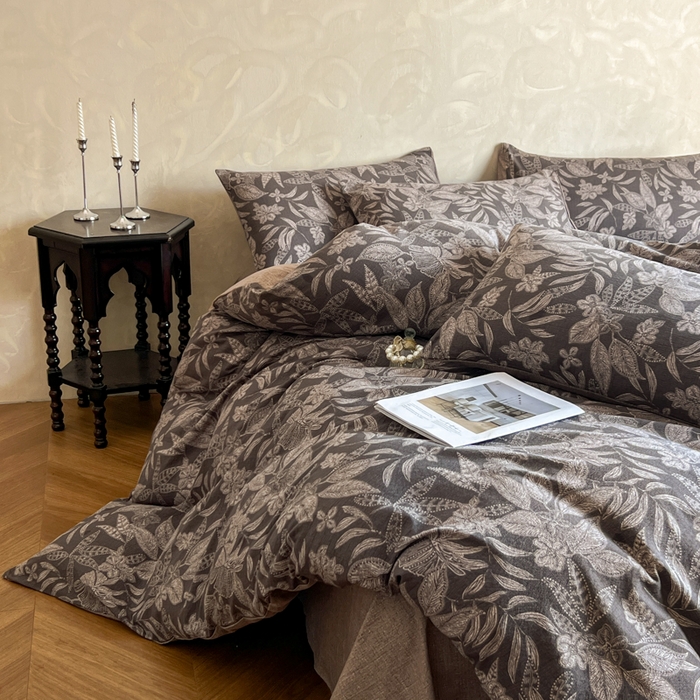 91家纺网 家纺一手货源 找家纺 艺玲家纺 2025新款加厚高克重原麻复古风亚麻印花四件套 青黛