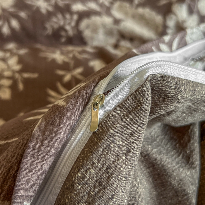 91家纺网 家纺一手货源 找家纺 艺玲家纺 2025新款加厚高克重原麻复古风亚麻印花四件套 山野