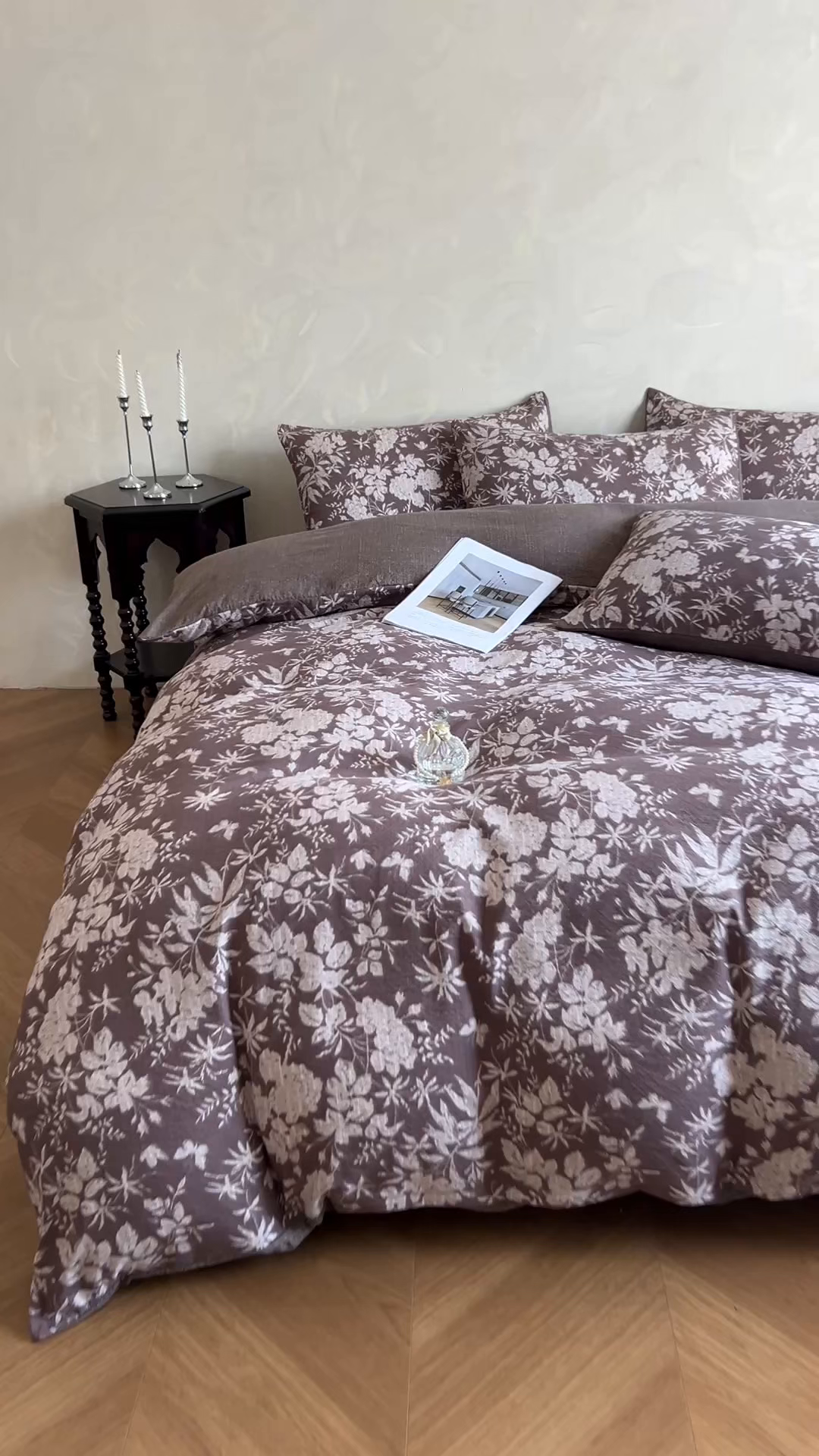 91家纺网 家纺一手货源 找家纺 艺玲家纺 2025新款加厚高克重原麻复古风亚麻印花四件套 山野