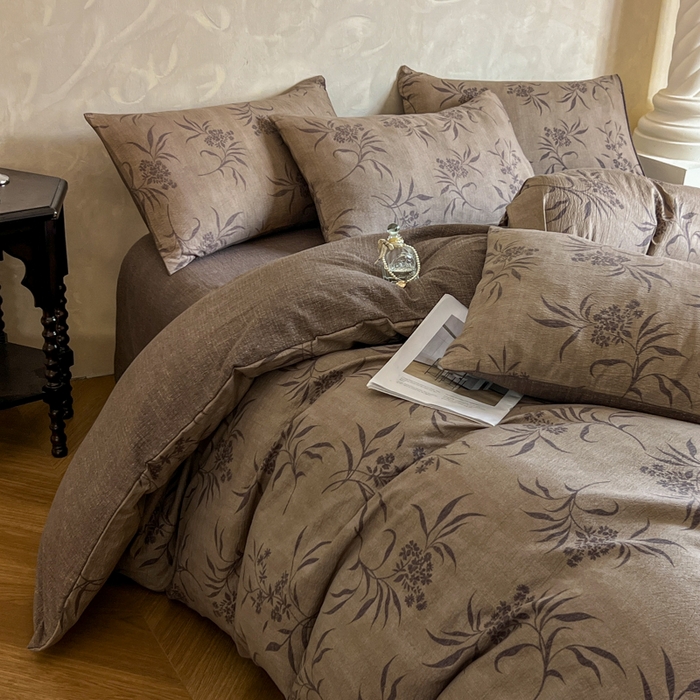 91家纺网 家纺一手货源 找家纺 艺玲家纺 2025新款加厚高克重原麻复古风亚麻印花四件套 岩间絮