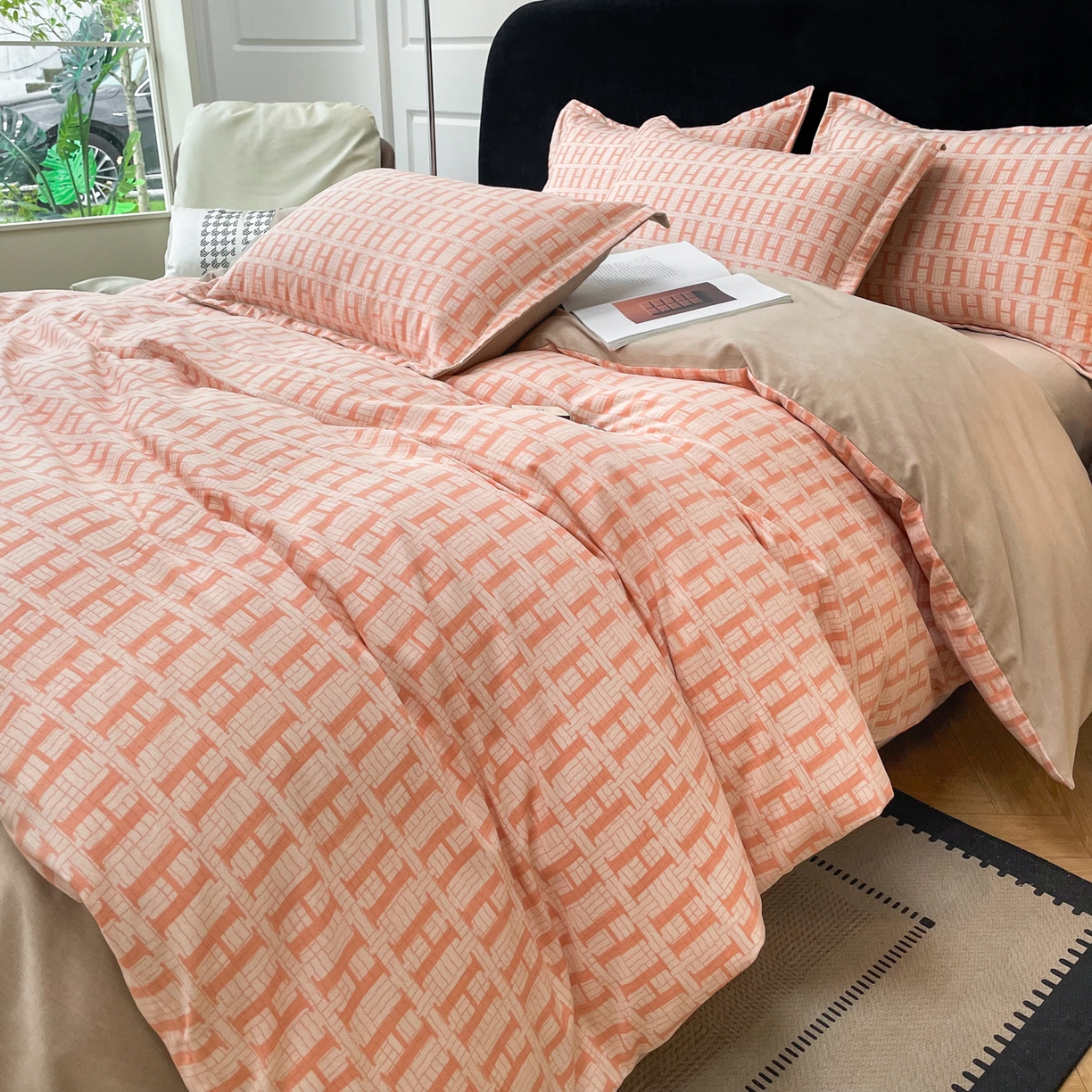 91家纺网 家纺一手货源 找家纺 洁柔直播新款全棉磨毛喷气印花四件套加厚纯棉三件套（一字绣工艺款）米莱 风尚