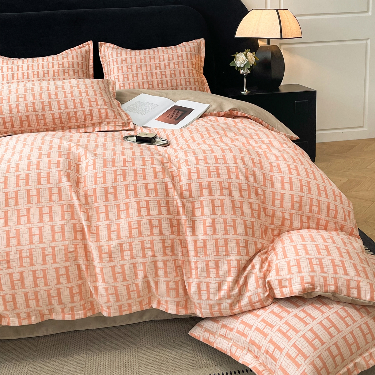 91家纺网 家纺一手货源 找家纺 洁柔直播新款全棉磨毛喷气印花四件套加厚纯棉三件套（一字绣工艺款）米莱 风尚