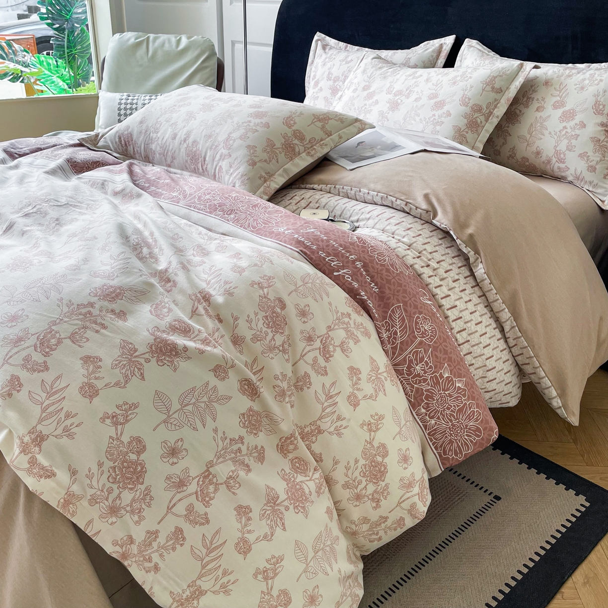 91家纺网 家纺一手货源 找家纺 洁柔直播新款全棉磨毛喷气印花四件套加厚纯棉三件套（一字绣工艺款）瑞卡斯