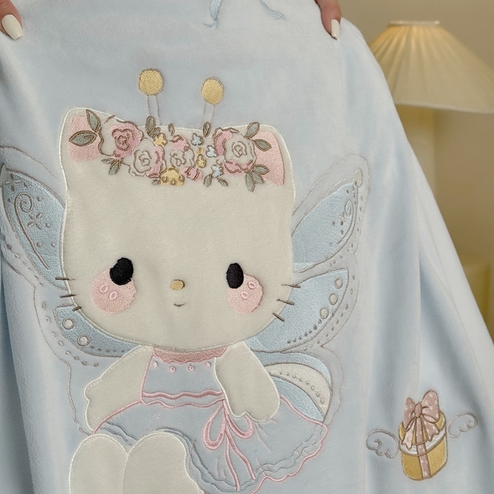 91家纺网 家纺一手货源 找家纺 鹿班家居 2025新款高克重牛奶绒贴布绣系列四件套-可爱暖暖 可爱暖暖-蓝色