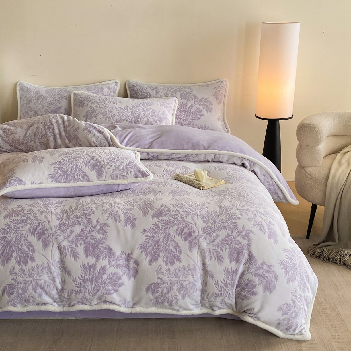 91家纺网 家纺一手货源 找家纺 绘萱家居 2025新款爆款高密消光包边雕花牛奶绒四件套立体5D 圣彼得-紫