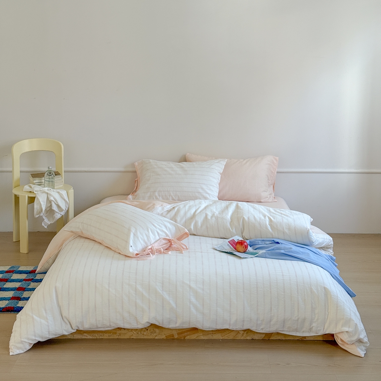 91家纺网 家纺一手货源 找家纺 （总）小春日和 2025新款全棉提花条纹四件套纯棉人字纹水洗提花绑带款四件套民宿四件套纯色床单1.8床笠简约被套