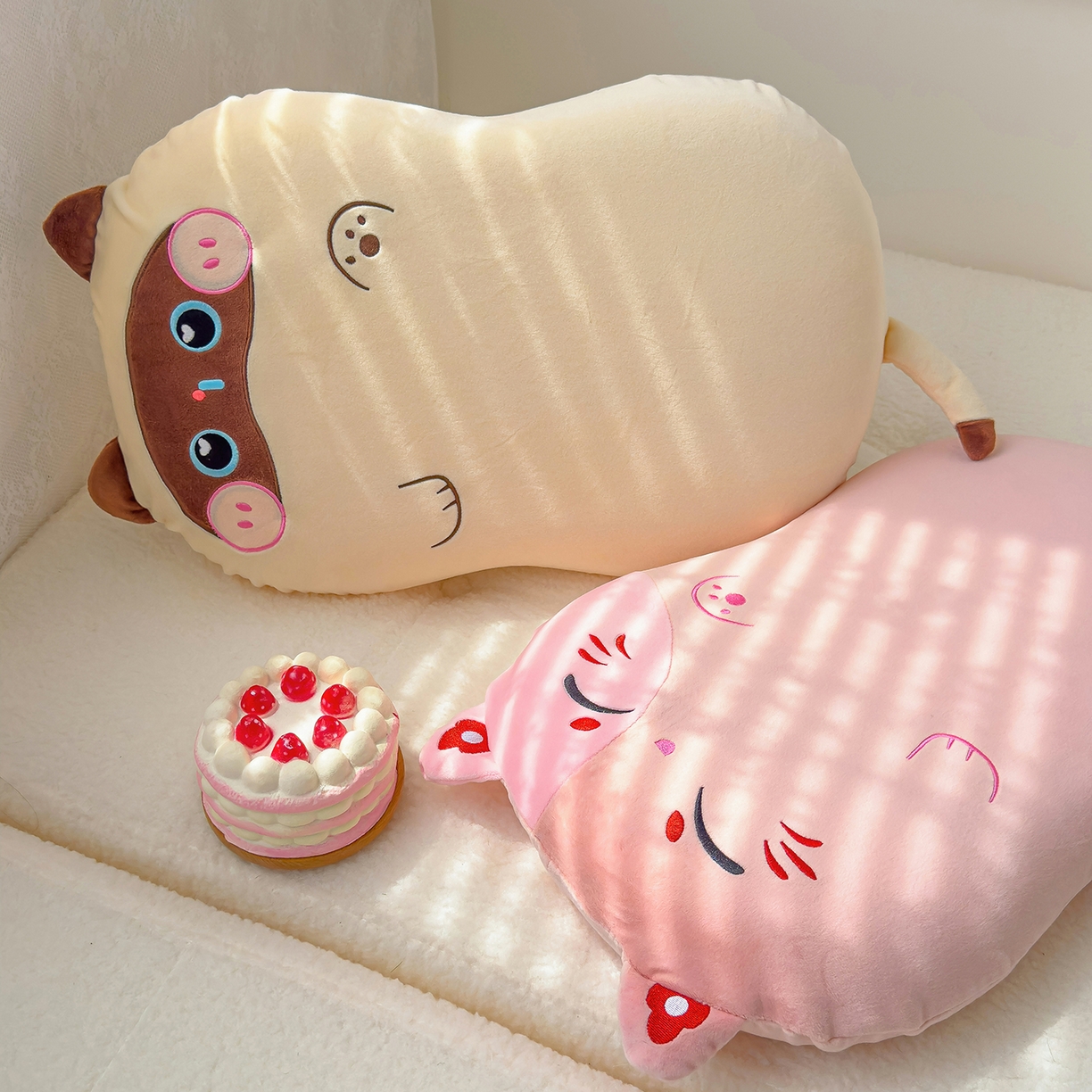 91家纺网 家纺一手货源 找家纺 诺可 2025新款绒款猫肚枕记忆枕枕头枕芯-招财猫 招财猫-粉色