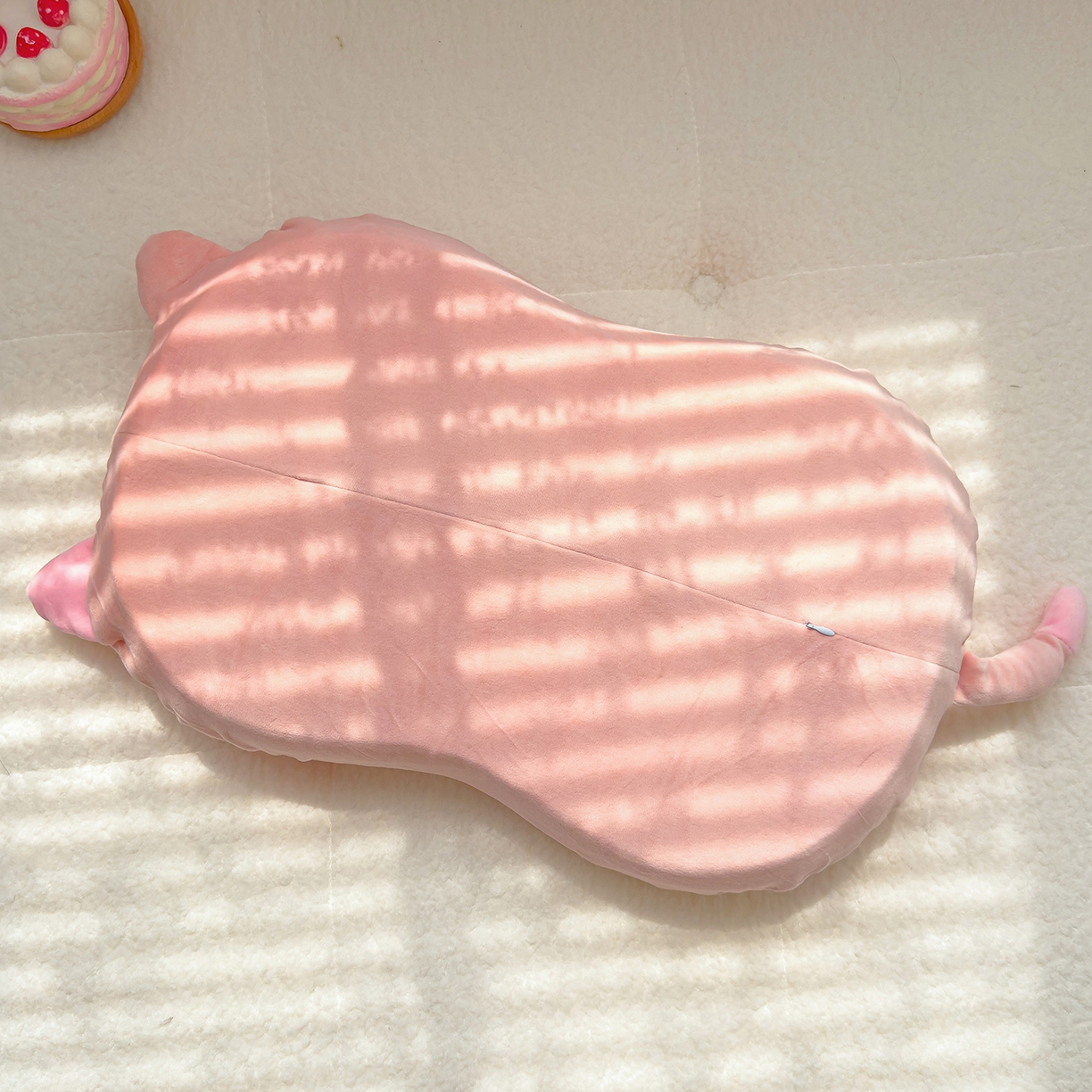 91家纺网 家纺一手货源 找家纺 诺可 2025新款绒款猫肚枕记忆枕枕头枕芯-招财猫 招财猫-粉色