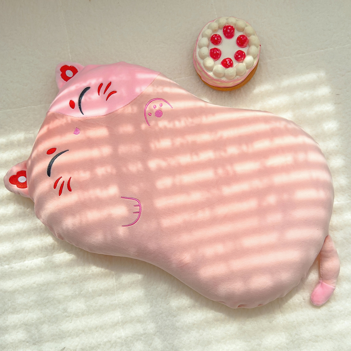 91家纺网 家纺一手货源 找家纺 诺可 2025新款绒款猫肚枕记忆枕枕头枕芯-招财猫 招财猫-粉色