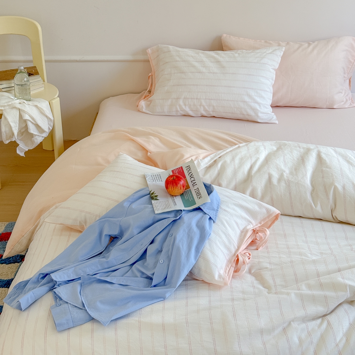 91家纺网 家纺一手货源 找家纺 （总）小春日和 2025新款全棉提花条纹四件套纯棉人字纹水洗提花绑带款四件套民宿四件套纯色床单1.8床笠简约被套