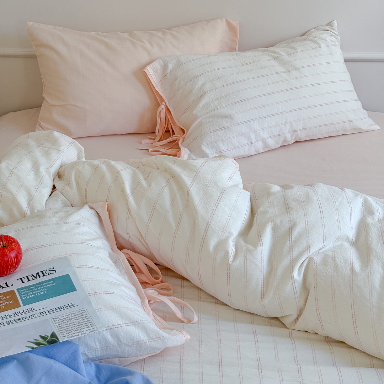 91家纺网 家纺一手货源 找家纺 （总）小春日和 2025新款全棉提花条纹四件套纯棉人字纹水洗提花绑带款四件套民宿四件套纯色床单1.8床笠简约被套