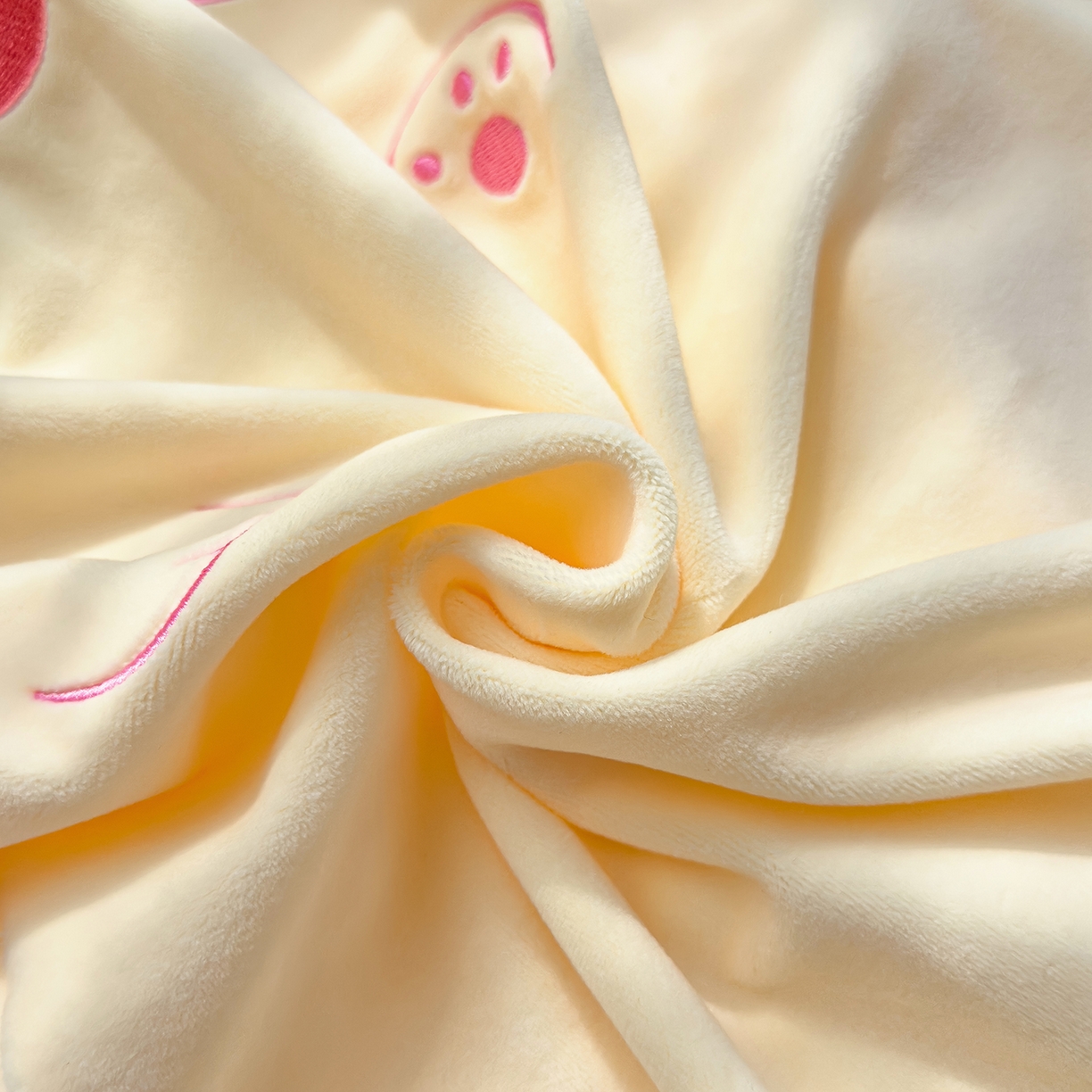 91家纺网 家纺一手货源 找家纺 诺可 2025新款绒款猫肚枕记忆枕枕头枕芯-招财猫 招财猫-黄色