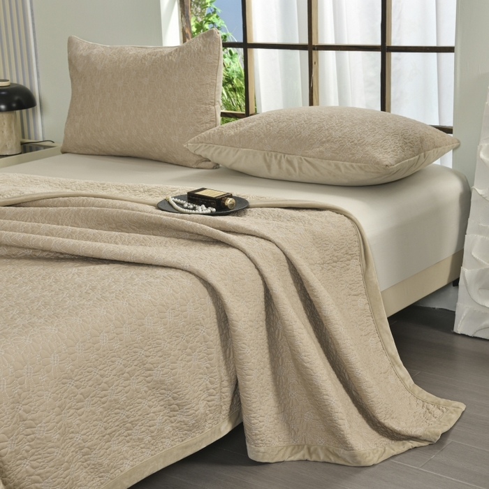 91家纺网 家纺一手货源 找家纺 源舜家纺 2025新款天丝棉婴儿绒双面单床盖 天丝棉卡其