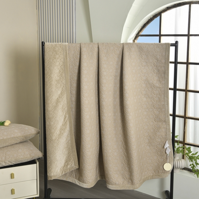 91家纺网 家纺一手货源 找家纺 源舜家纺 2025新款天丝棉婴儿绒双面单床盖 天丝棉卡其