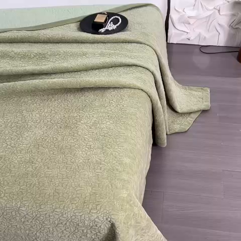 91家纺网 家纺一手货源 找家纺 源舜家纺 2025新款天丝棉婴儿绒双面单床盖 天丝棉绿色