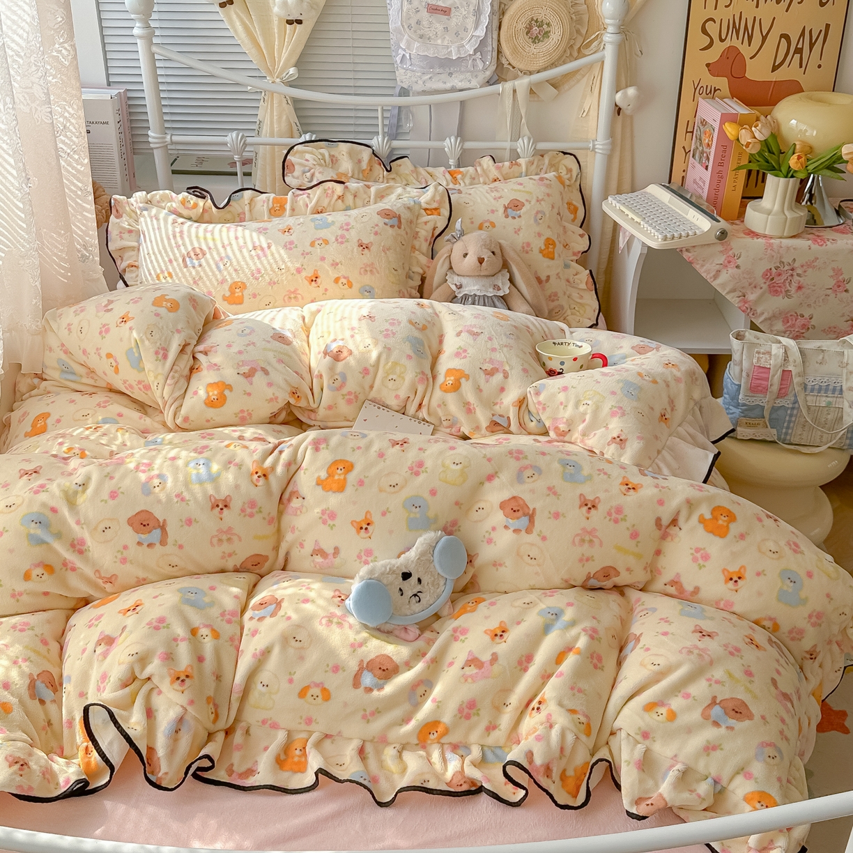 91家纺网 家纺一手货源 找家纺 （总）韩都家居 2025新款亲肤舒适韩版温暖牛奶绒四件套-花边款