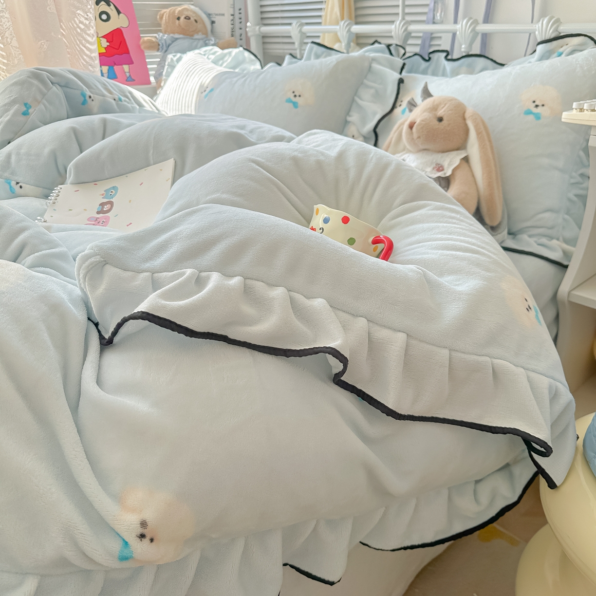 91家纺网 家纺一手货源 找家纺 韩都家居 2025新款亲肤舒适韩版温暖牛奶绒四件套-花边款 蝴蝶结小狗-兰