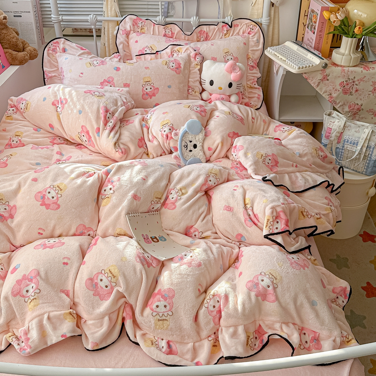 91家纺网 家纺一手货源 找家纺 韩都家居 2025新款亲肤舒适韩版温暖牛奶绒四件套-花边款 美乐