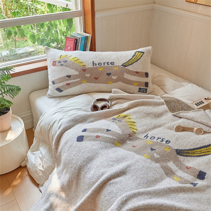 91家纺网 家纺一手货源 找家纺 暖绵绵家纺 2025新款半边绒毛毯-奥罗拉（最低零售价：毯子173元、抱枕（含芯）145元 低于最低零售价的链接，一经发现直接投诉下架，感谢大家的支持！） 奥罗拉-混色