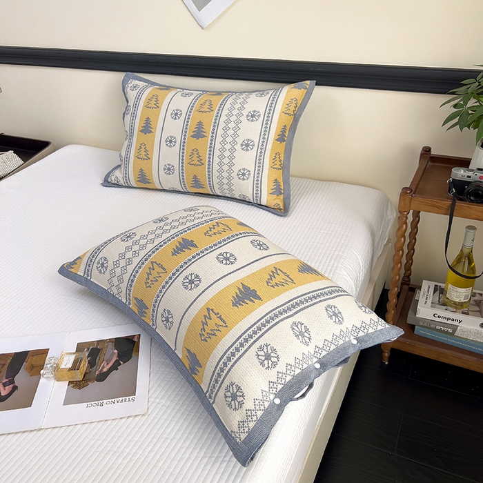 91家纺网 家纺一手货源 找家纺 悦然毛巾被 2025新款四层纱全棉纱布枕套 冰轮树影-蓝