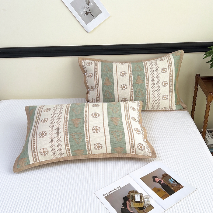 91家纺网 家纺一手货源 找家纺 悦然毛巾被 2025新款四层纱全棉纱布枕套 冰轮树影-绿