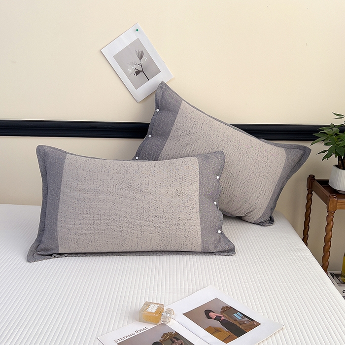 91家纺网 家纺一手货源 找家纺 悦然毛巾被 2025新款四层纱全棉纱布枕套 淡彩灰