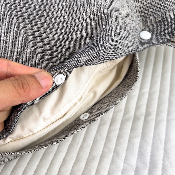 91家纺网 家纺一手货源 找家纺 悦然毛巾被 2025新款四层纱全棉纱布枕套 淡彩灰