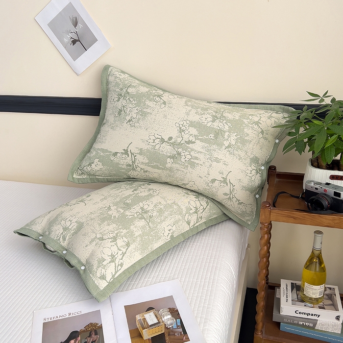 91家纺网 家纺一手货源 找家纺 悦然毛巾被 2025新款四层纱全棉纱布枕套 花树绿