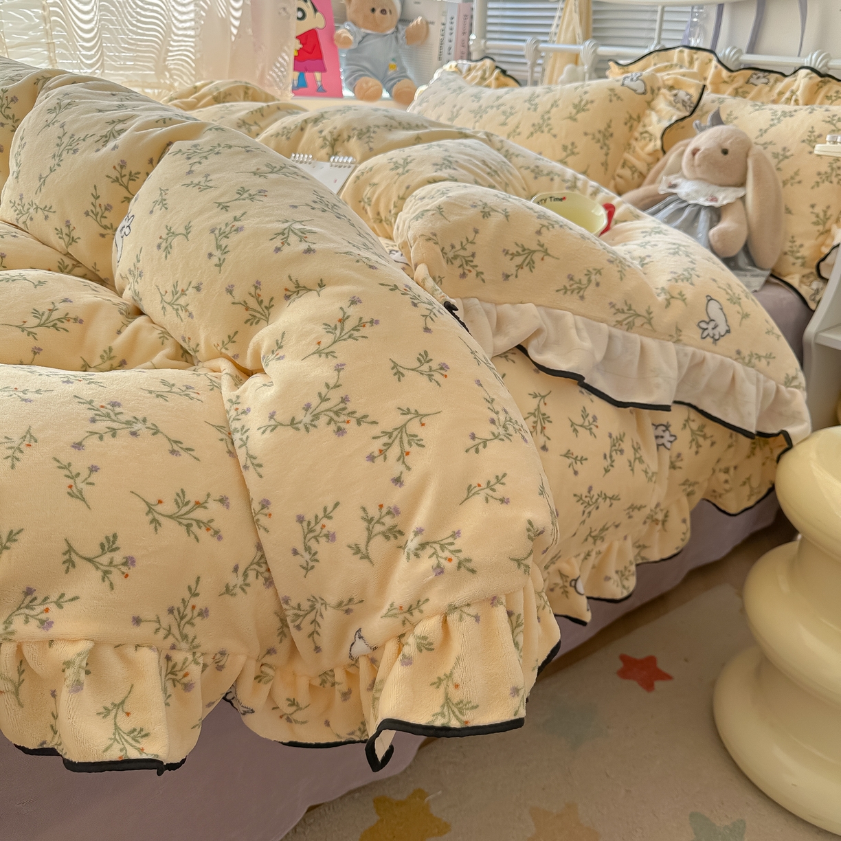 91家纺网 家纺一手货源 找家纺 韩都家居 2025新款亲肤舒适韩版温暖牛奶绒四件套-花边款 香草兔