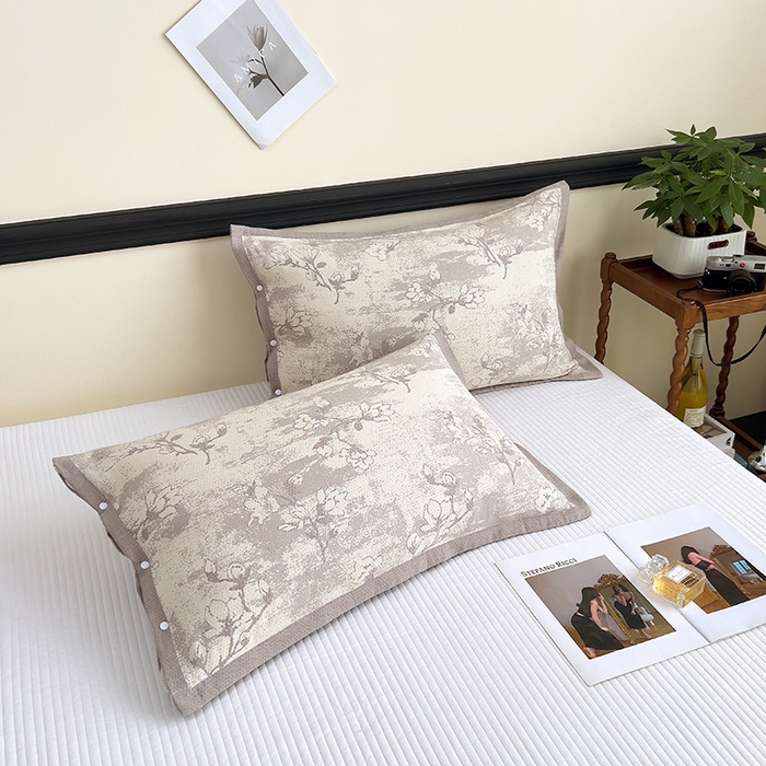 91家纺网 家纺一手货源 找家纺 悦然毛巾被 2025新款四层纱全棉纱布枕套 花树棕